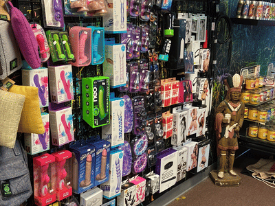 Light-N-Up Smoke Shop