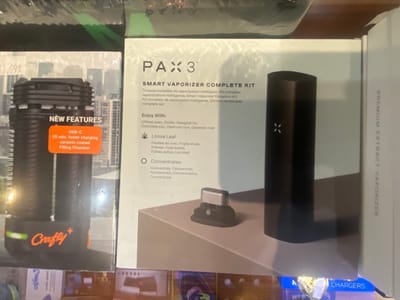 Los Feliz Smoke Shop