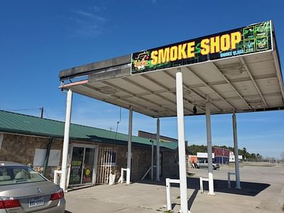 LUCKY 7 SMOKE, VAPE, CBD, KRATOM & DELTA 8