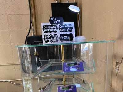 MAC'S CBD AND VAPE LOUNGE NOW OPEN!!