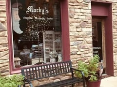 Macky's Health & Hemp/CBD Market