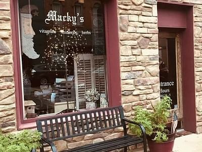 Macky's Health & Hemp/CBD Market