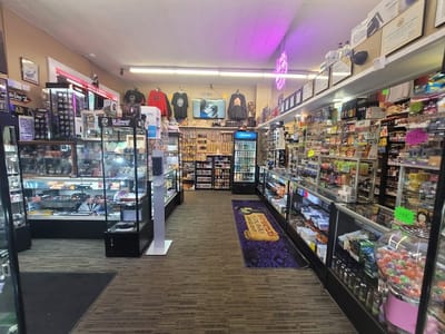 Mad Hatter's Hide Away smoke shop