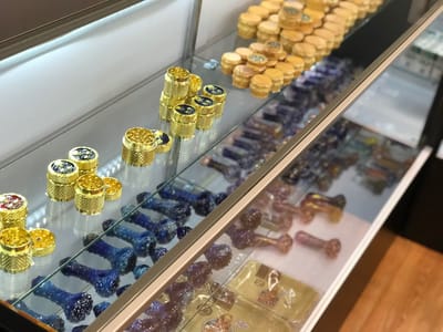 Mary Jane's CBD Dispensary - Smoke & Vape Shop Memphis