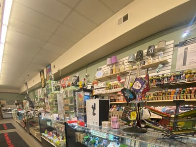 McPhee’s Smoke Shop & More