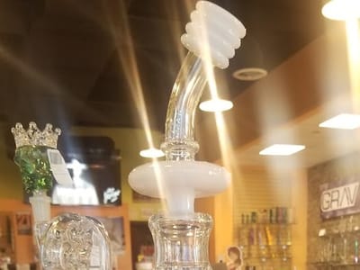 Mitzi's Smoke N More LLC