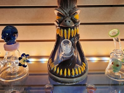 Mo' Smoking All CBD Kratom and more