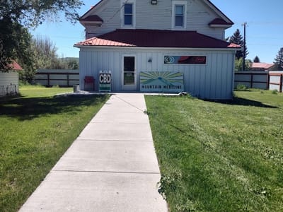 Mountain Medicine @ Farmhouse Dispensary