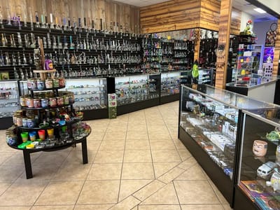 Mr Smoke shop Corpus Christi 2 | Vape | CBD | Disposables | Hookah | Delta 8 | Kratom | Delta 9 Elf Bar Esco Bars delta 10