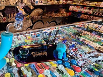 NIRVANA SMOKE VAPE CBD KRATOM ( SOUTH CONGRESS )