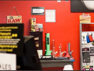 OG Lucky's Smoke Shop