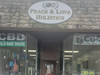 PEACE AND LOVE HOLISTICS