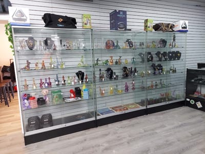 Pipe Dreamz Smoke Shop