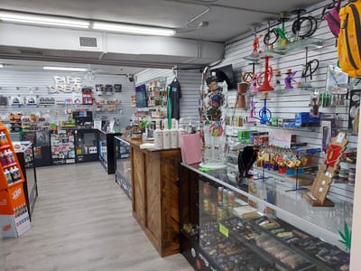 Pipe Dreamz Smoke Shop