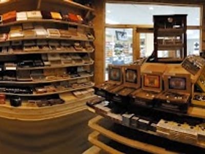 Prescott Smokes and Vapor