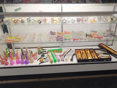 Pugz Smoke & Vape LLC