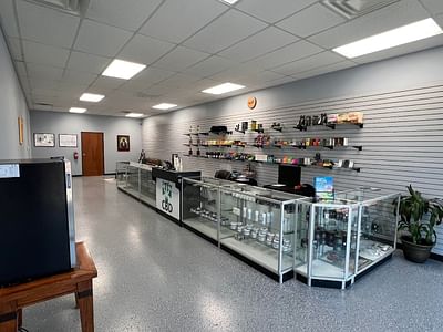 Pure Leaf CBD & Smoke Shop