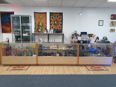 Ray's CBD Smoke Shop LLC