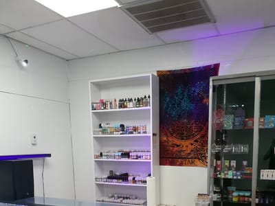 Ray's CBD Smoke Shop LLC