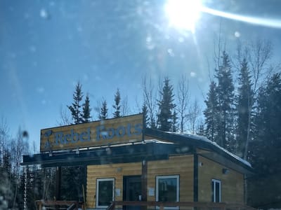 Rebel Roots Gold Stream