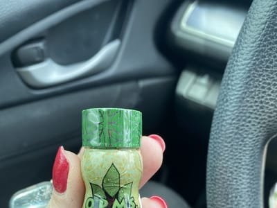 Red Dragon Smoke Shop LBV