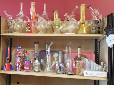 Red Rock Tobacco & Glass Head Shop