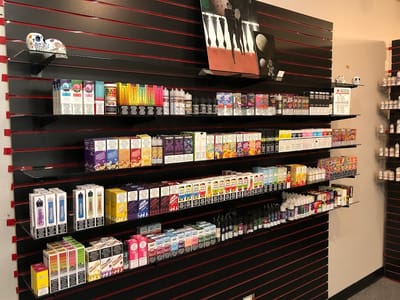 Red Star Vapor & CBD