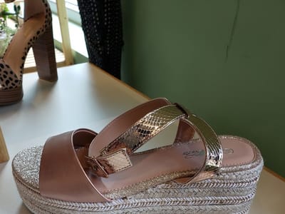 Sacred Leaf Manhattan