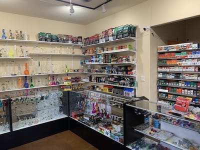 Sam's Smoke Shop