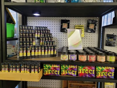 Seedless Green Elberta - Hemp, Delta 8 & CBD Dispensary