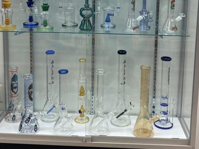 Sessions Smoke Shop - Bryn Mawr [Vape Shop - Cigar - Head Shop]