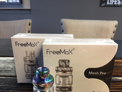 Slackers Vape Co./ Elf Bar/ Fume/ Hyde/ Budzburn/Koi/ Diamond CBD/ 3 Chi/ Delta 8/ Disposables/ Carts/ Flower/ Dab/ Edibles