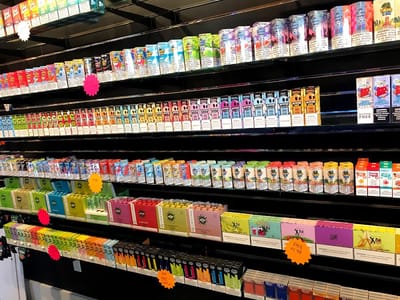 SMOKE & VAPE LINDALE