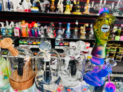 SMOKE CITY X VAPE SHOP, Vape Kits, E-Liquids, Mods, Vaporizers, CBD, Glass Pipes, Smoking Pipes, Rolling Papers, Hookahs