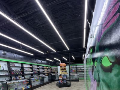 Smoke Stop (Smoke Shop)