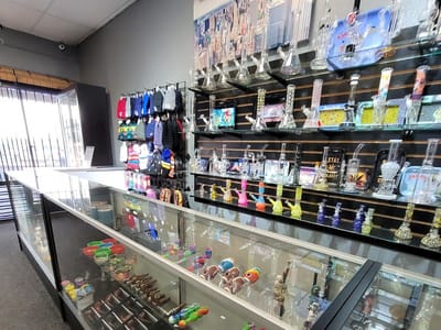 Smoke Wonders - Smoke, Vape, Kratom & CBD Shop