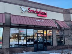 Smokeless - Vape and CBD