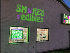 Smokes N Edibles