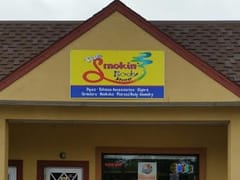 Smokin' Body Tobacco Smoke Shop Glass, Delta Products, RYO Tobacco, Kratom, CBD & Body Jewelry Shop