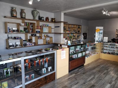 Smokin Hot Vapors and CBD