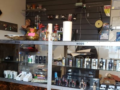 Smokin Hot Vapors and CBD