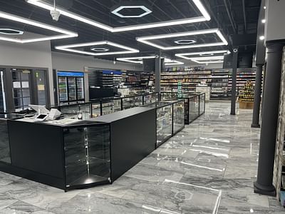 Super Ecig Smoke Shop (THC DELTA-9 CBD KRATOM & E-CIG)