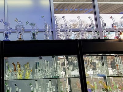 Super Monkey Smoke Shop