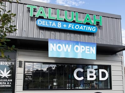 Tallulah Delta 8 + Floating - CBD Mushrooms THC (RAILROAD SQUARE)