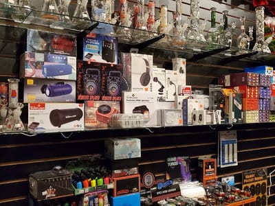 Telegraph Glass and Gifts, CBD, bongs, and Delta 8 shop