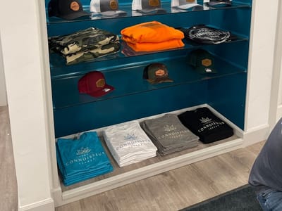 The Connoisseur Lounge