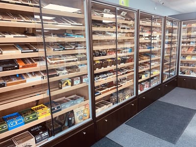 The Smoke Shop - Cigars,Hookah,Disposable Vapes ,CBD,Kratom,D-8,Glass bongs,Head shop,RYO Tobacco