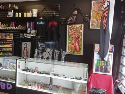 Twisted Fixx Smoke Shop & CBD/THC.
