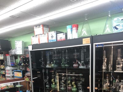 Urbanz Smokez | Smoke Shop | Head Shop | CBD | Vape Store