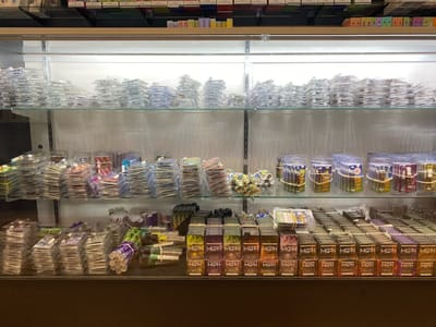 VAPE BUDDY'S VAPE CBD HOOKAH WATERPIPES CIGARS DELTA 8 DELTA 10 KAVA KANA DELTA 9